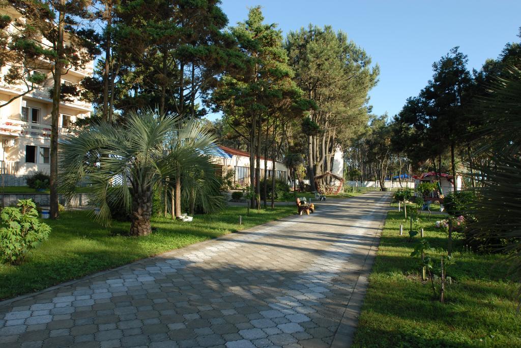 Kolkhida Resort & Spa Ureki Exteriör bild